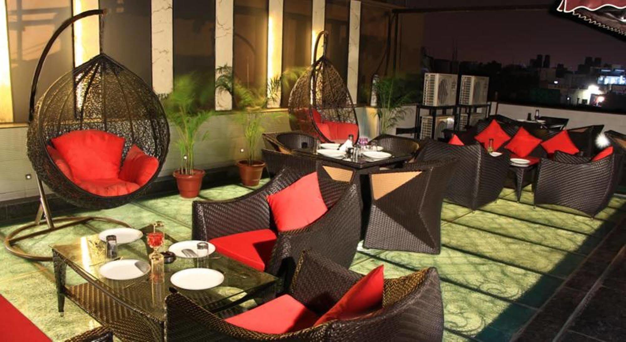 โกลด์ โศก Hotel เดลี ภายนอก รูปภาพ